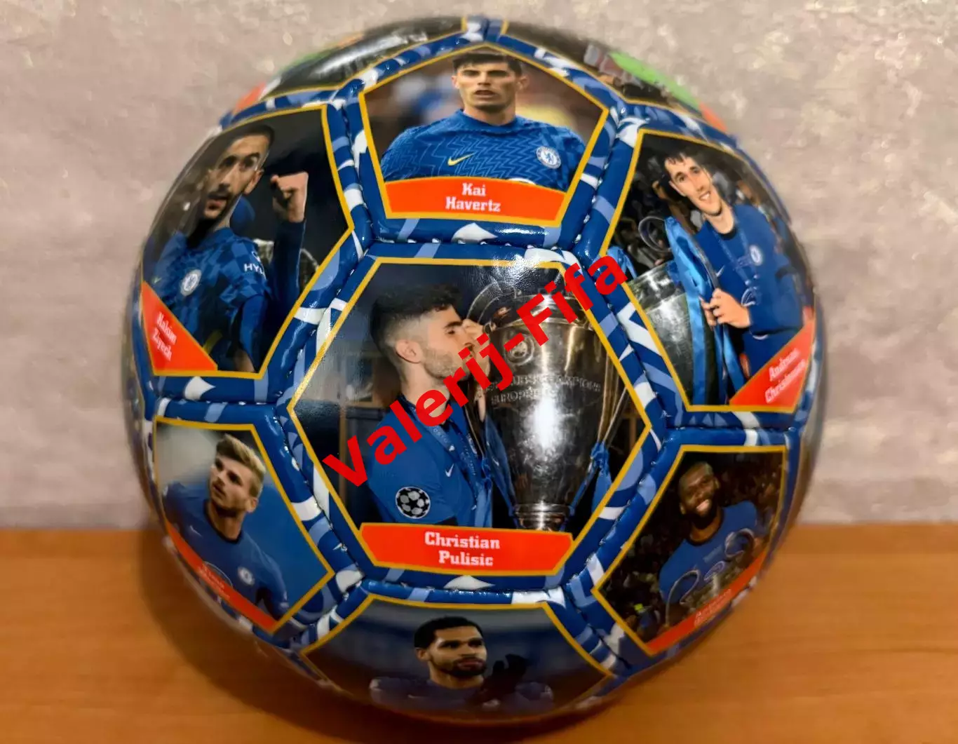 Коллекционный мяч Фк Челси 4