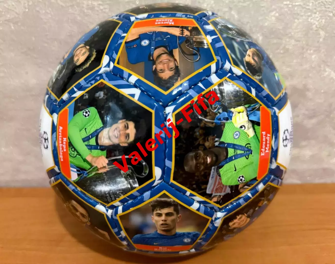 Коллекционный мяч Фк Челси 5