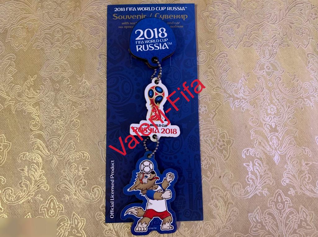 Сувенир Забивака Синий с 2 подвесками на присоске Fifa. Чемпионат мира 2018