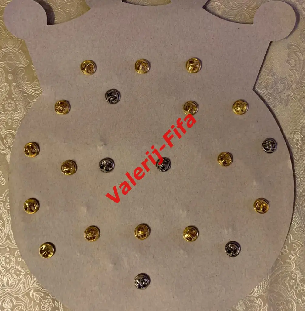 Набор значков (21шт). Чемпионат Англии 2017-2018г 2