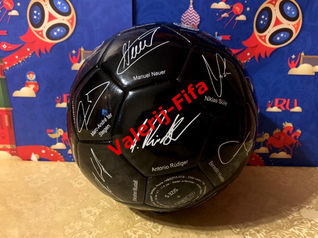 Мяч с автографами Сборной Германии. Чемпионат мира 2018 2