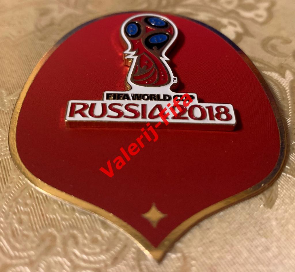 Значок Fifa Эмблема Чемпионата мира 2018. Эксклюзив 1