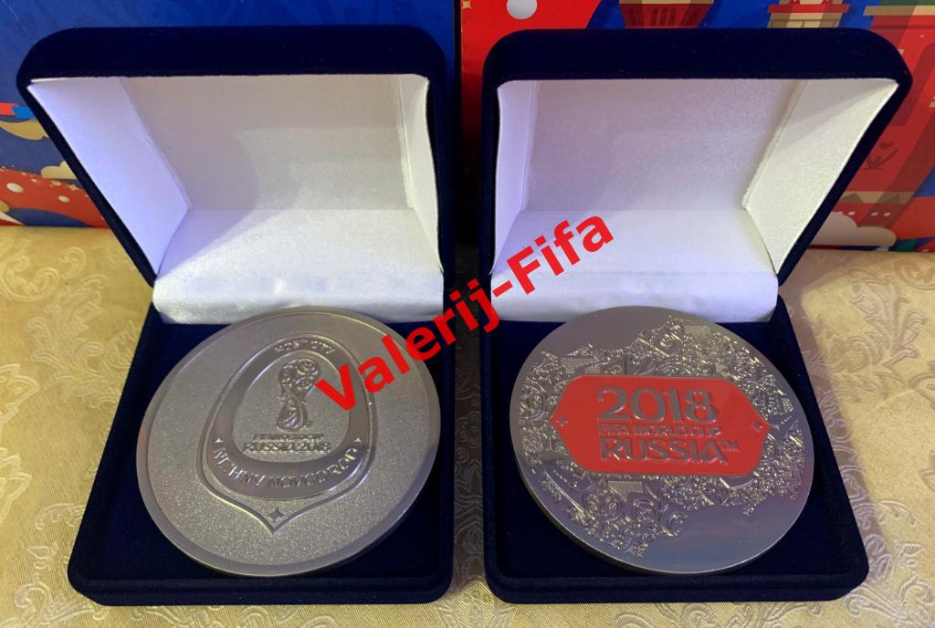 Памятная медаль Fifa. Чемпионат мира 2018 3