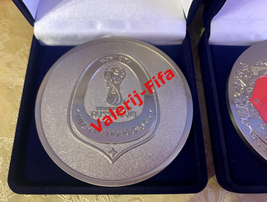 Памятная медаль Fifa. Чемпионат мира 2018 5