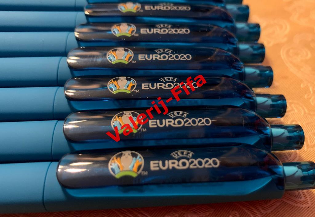 РАСПРОДАЖА! Набор эксклюзивных ручек 12 штук Уефа Евро 2020 1
