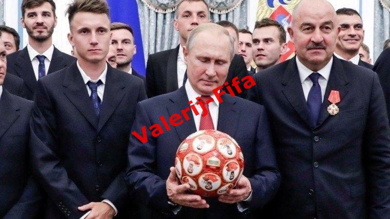 Коллекционный мяч Fifa Сборная России Чм 2018 5