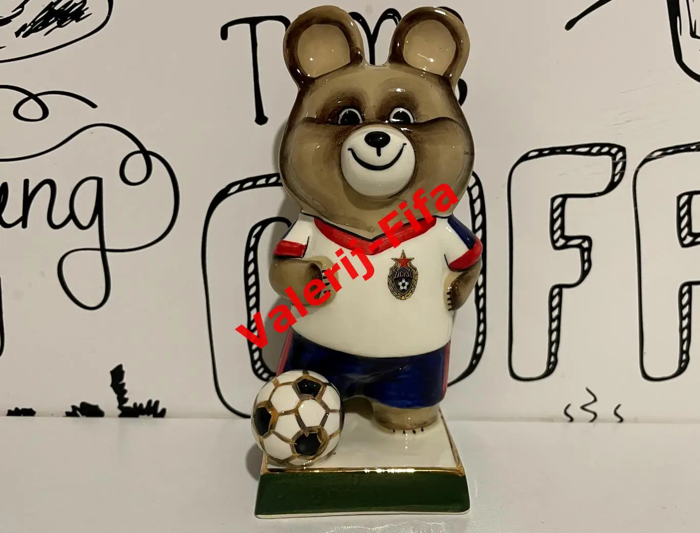 Олимпийский Мишка Футболист ЦСКА . Олимпиада Москва 1980