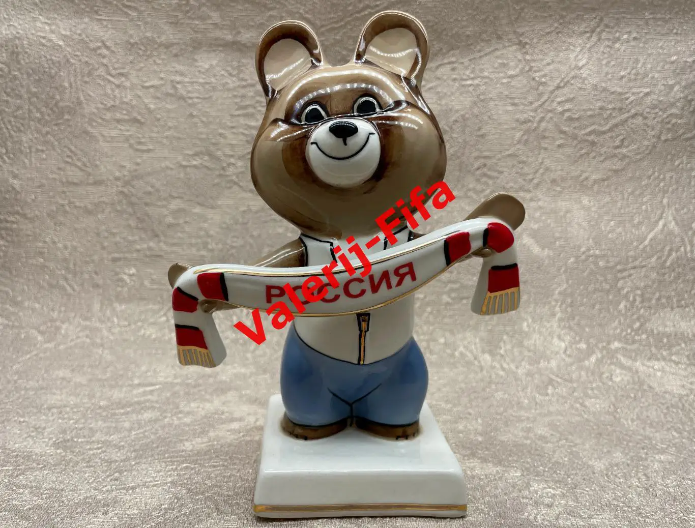 Олимпийский Мишка Болельщик Россия . Олимпиада Москва 1980