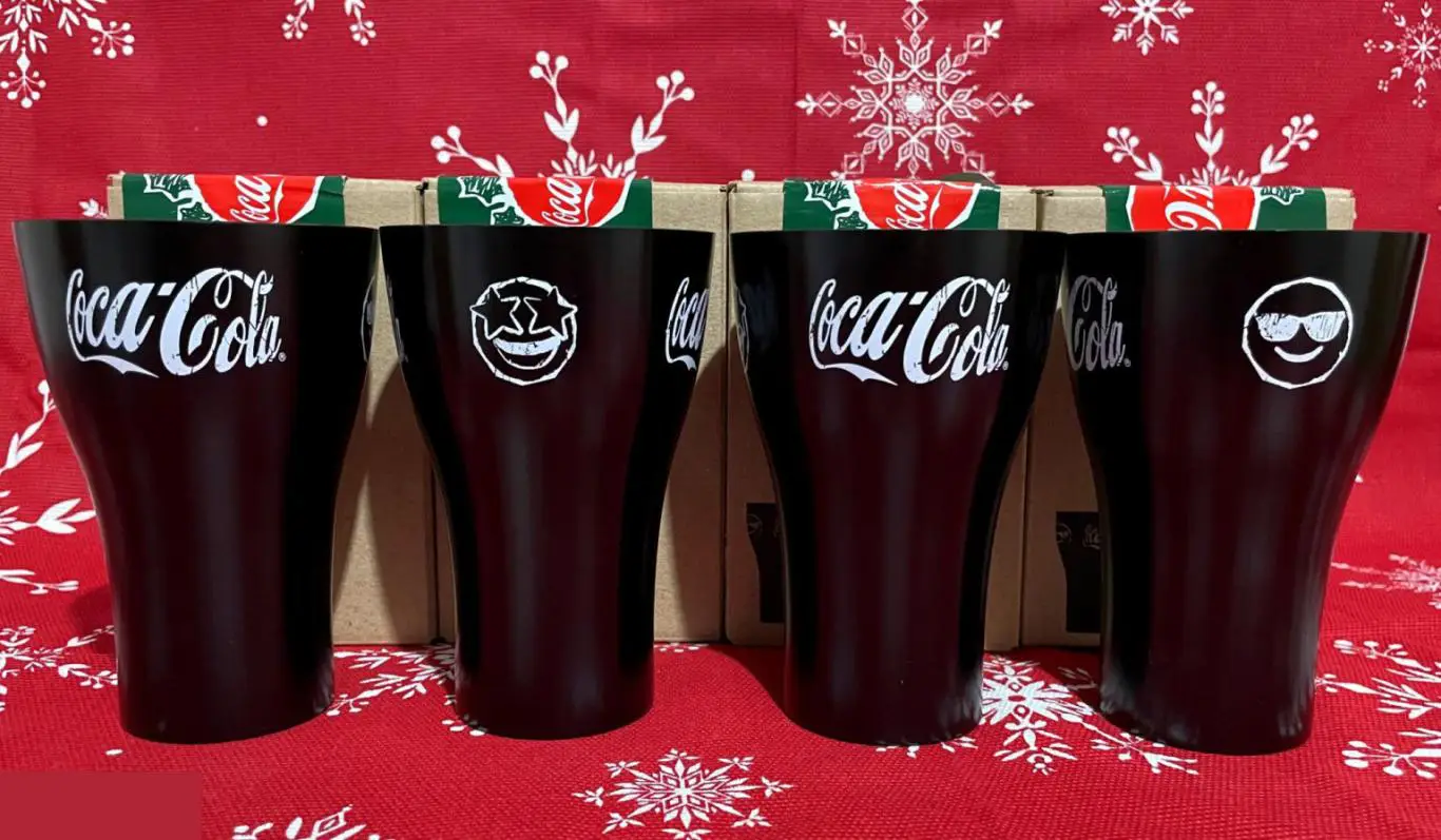 Набор 4 стакана алюминиевых Кока-кола