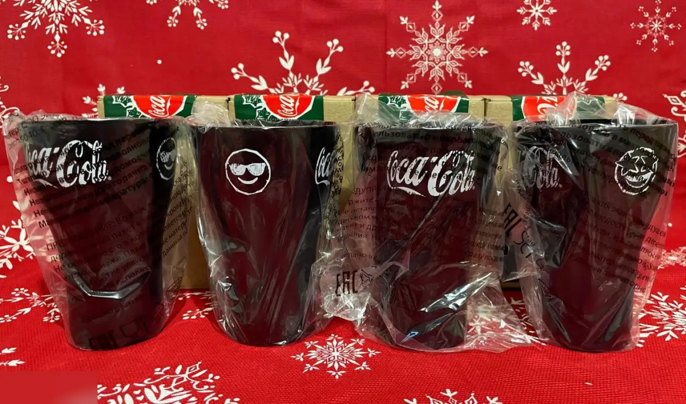 Набор 4 стакана алюминиевых Кока-кола 6