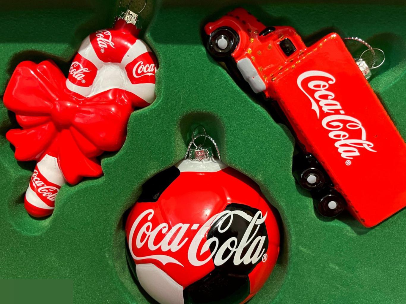 Легендарные Новогодние Елочные игрушки Кока-кола с грузовиком 4