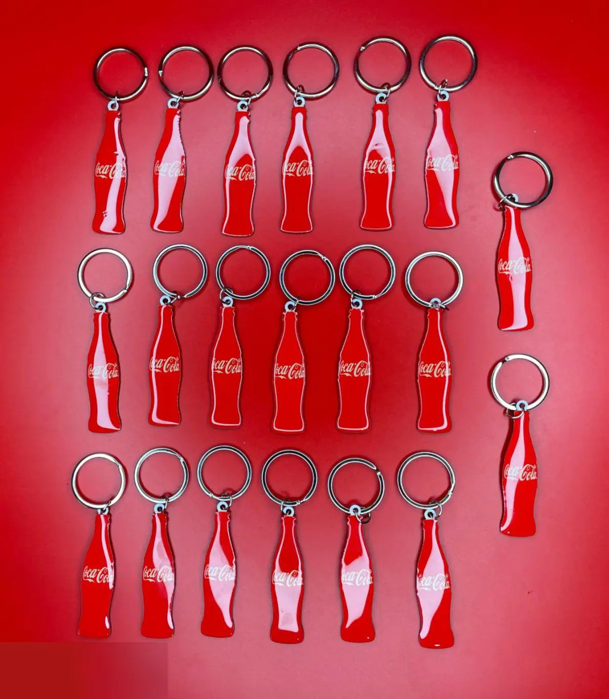 Оптовый лот. 20 эксклюзивных брелков Бутылочка Кока-кола 6