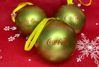 Эксклюзивный набор 3 елочные игрушки Кока-кола