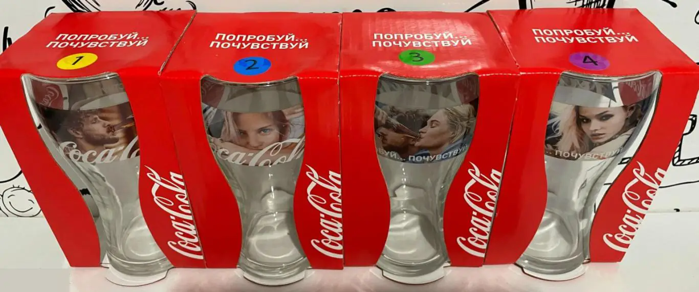 Набор 4 стакана с девушками Кока-кола 1