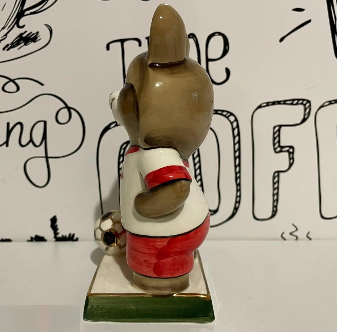 Олимпийский Мишка Футболист Спартак (красный). Олимпиада Москва 1980 1