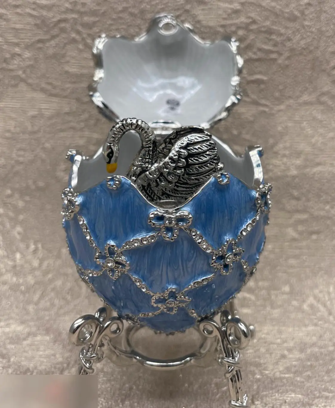 Яйцо Фаберже Лебедь. Лебединое озеро