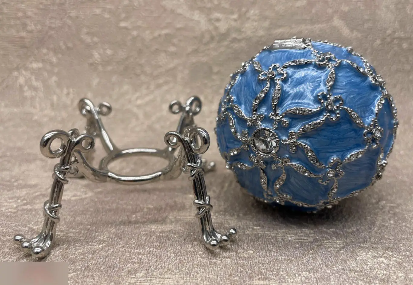 Яйцо Фаберже Лебедь. Лебединое озеро 2