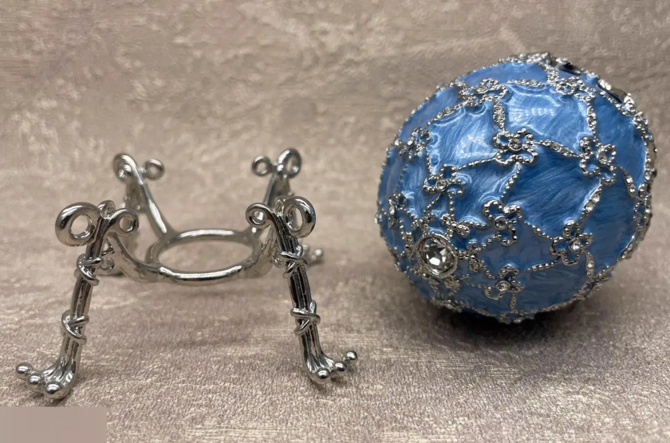 Яйцо Фаберже Лебедь. Лебединое озеро 3