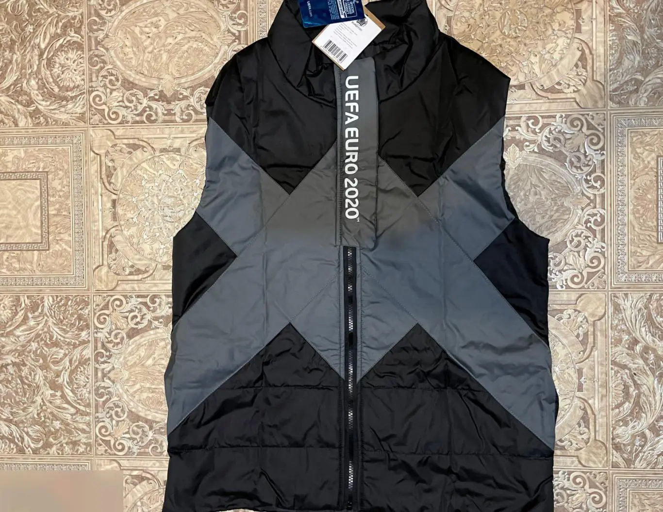 Жилетка серая мужская/женская Евро 2020 (M)