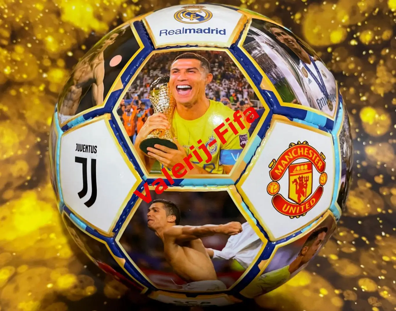 Коллекционный мяч с Криштиану Роналду 4