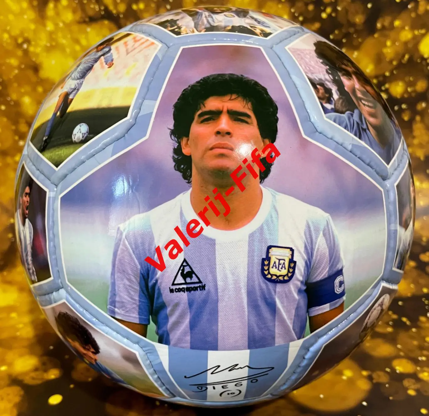 Коллекционный мяч Диего Марадона