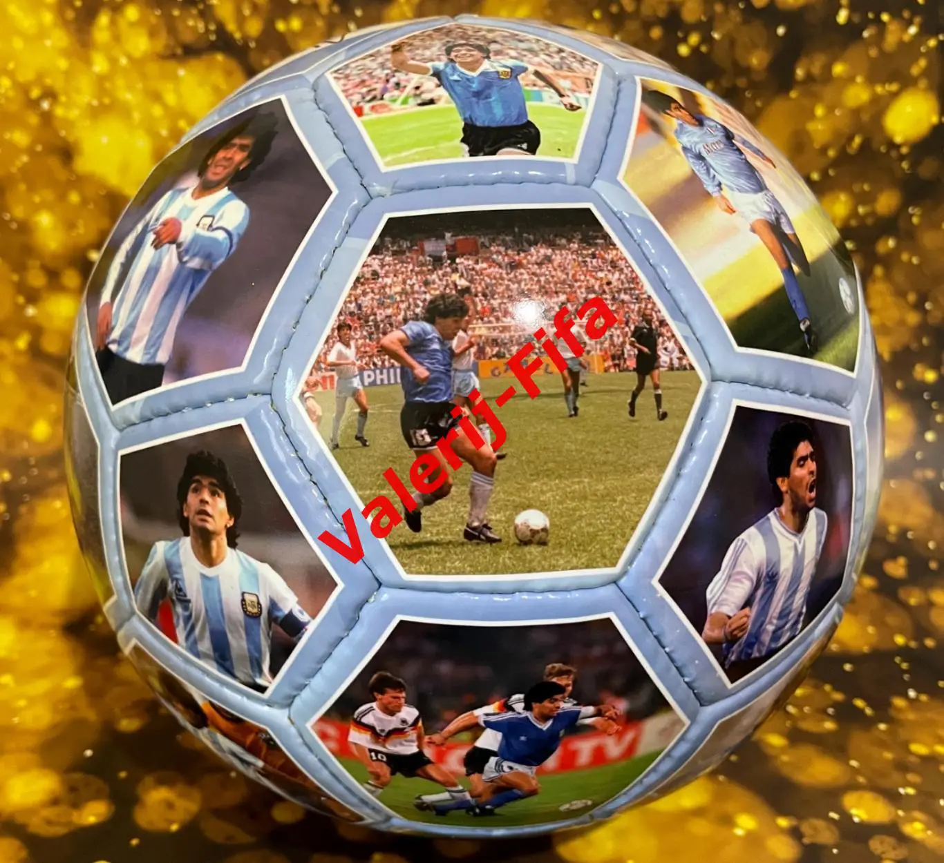 Коллекционный мяч Диего Марадона 3