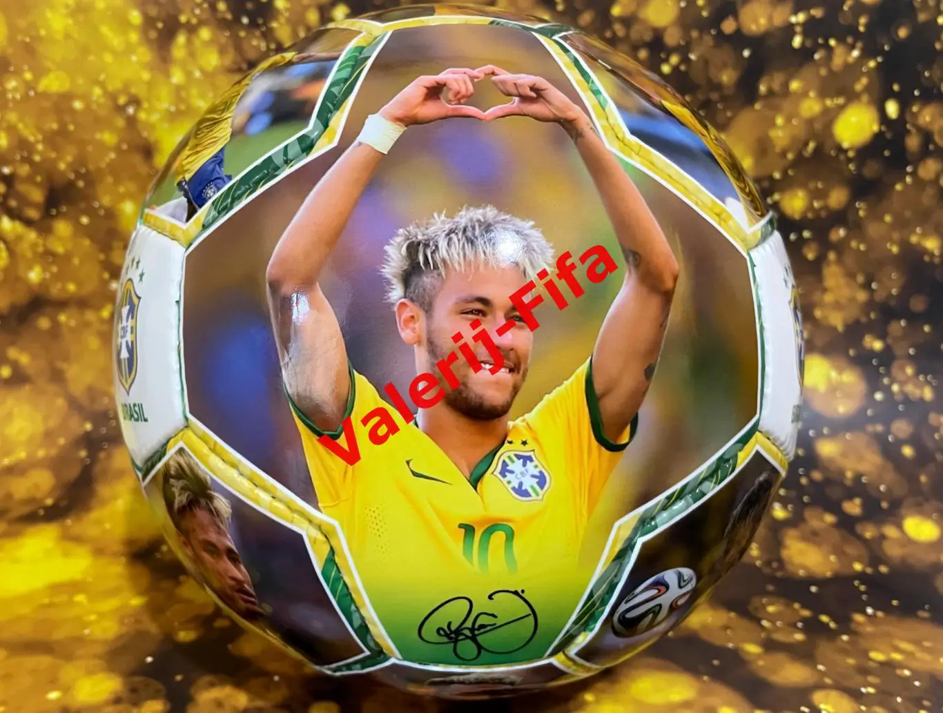 Коллекционный мяч с Неймаром