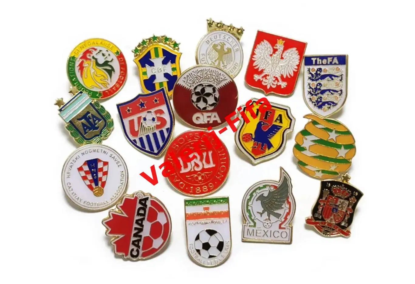 Набор значков (34 шт). Чемпионат мира 2022 2