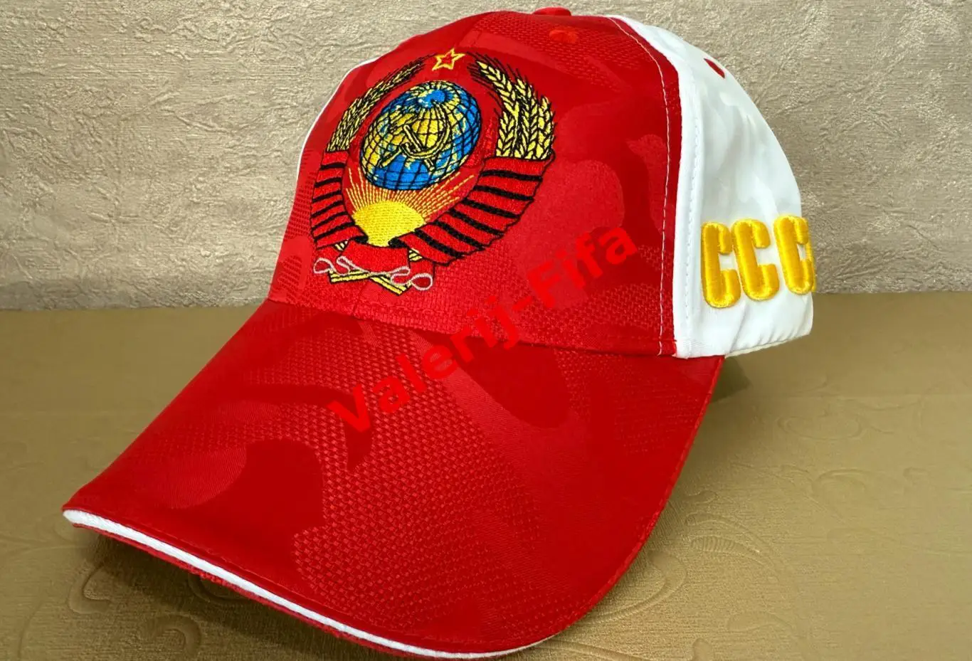 Премиальная бейсболка Герб СССР