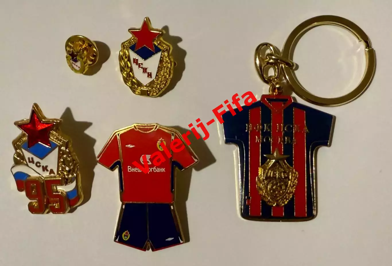 Коллекционный набор значков ФК ЦСКА 3