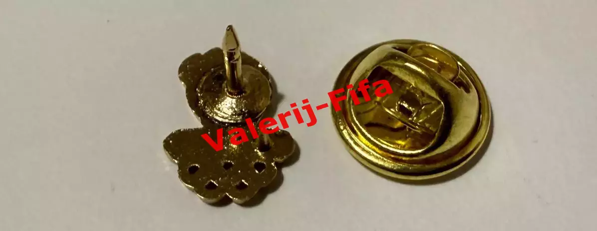 Официальный значок фрачник Олимпийский комитет России 3