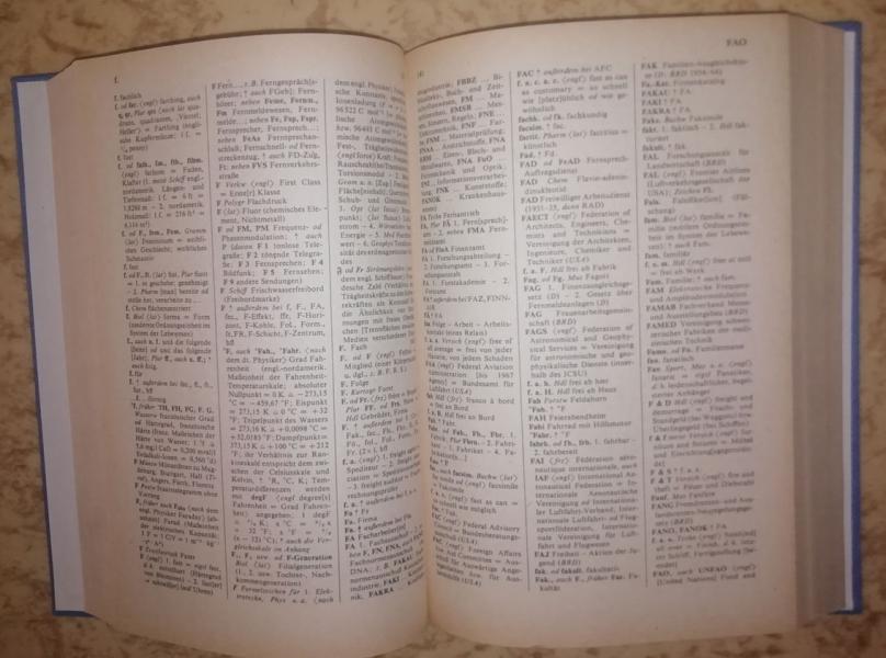 Grosses Abkuerzungsbuch (Большой словарь сокращений) - на немецком языке. 1