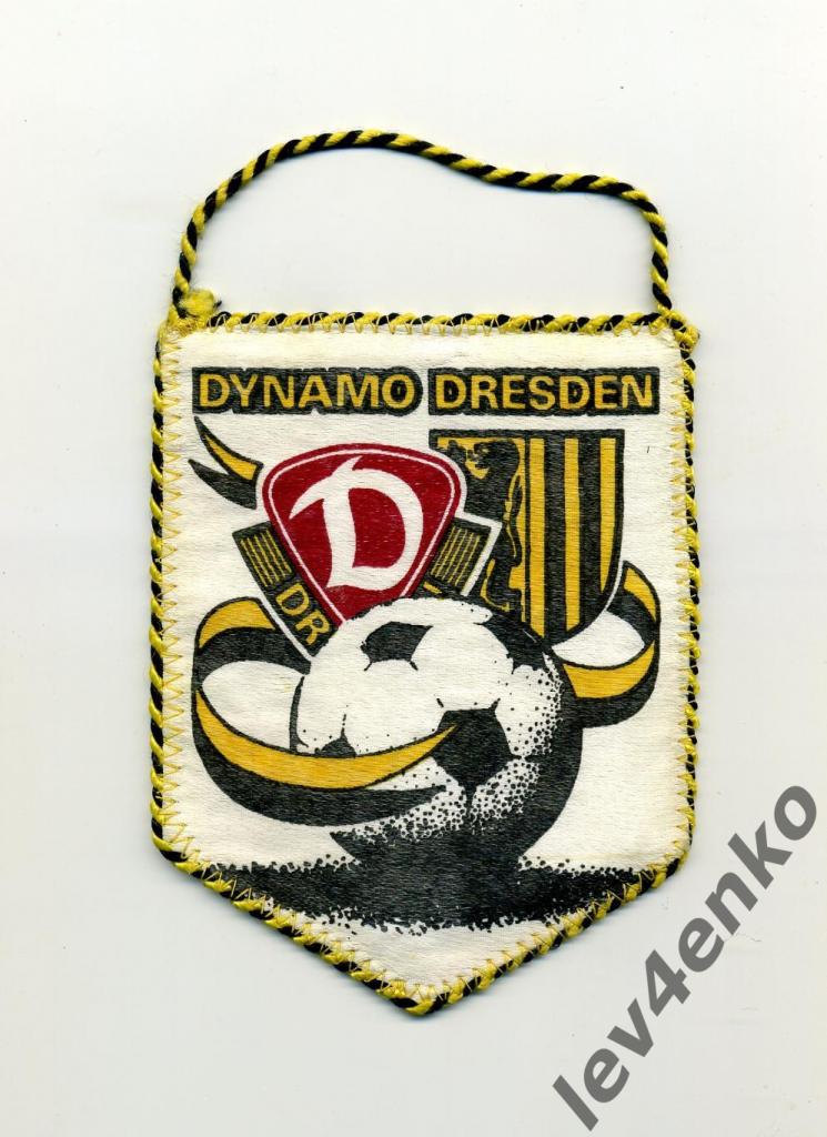 футбол вымпел Динамо (Dynamo) Дрезден (Dresden) (ГДР)