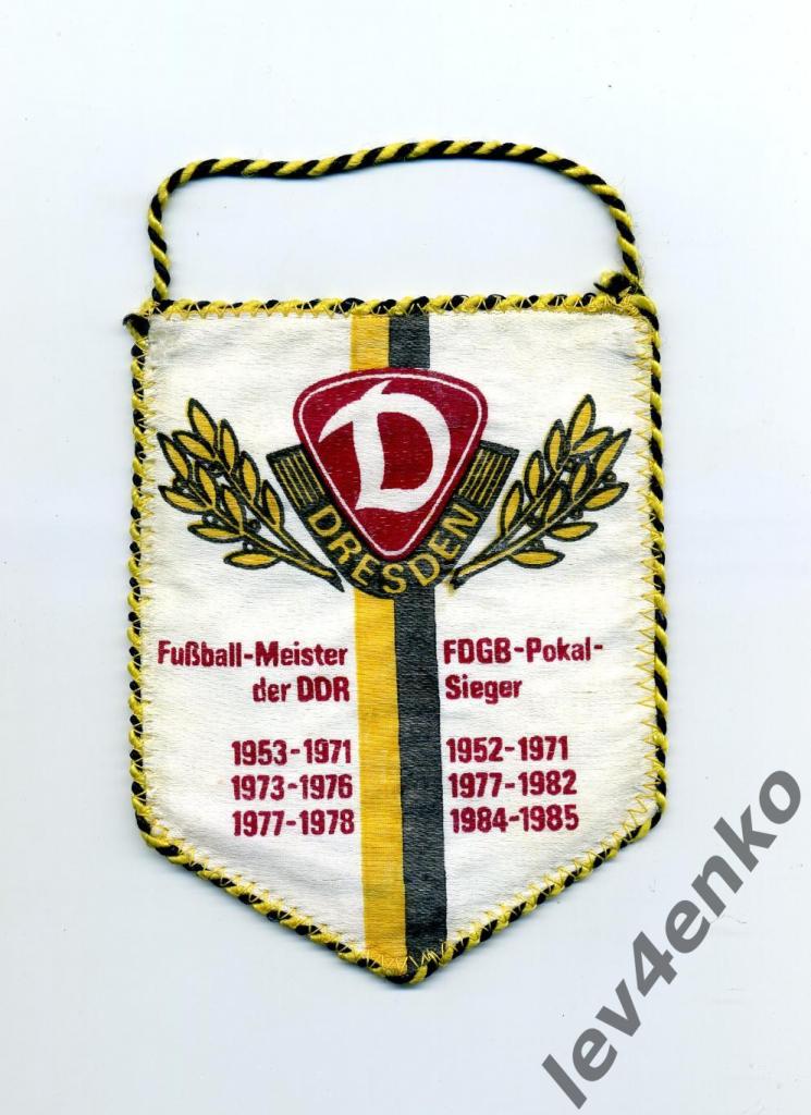футбол вымпел Динамо (Dynamo) Дрезден (Dresden) (ГДР) 1