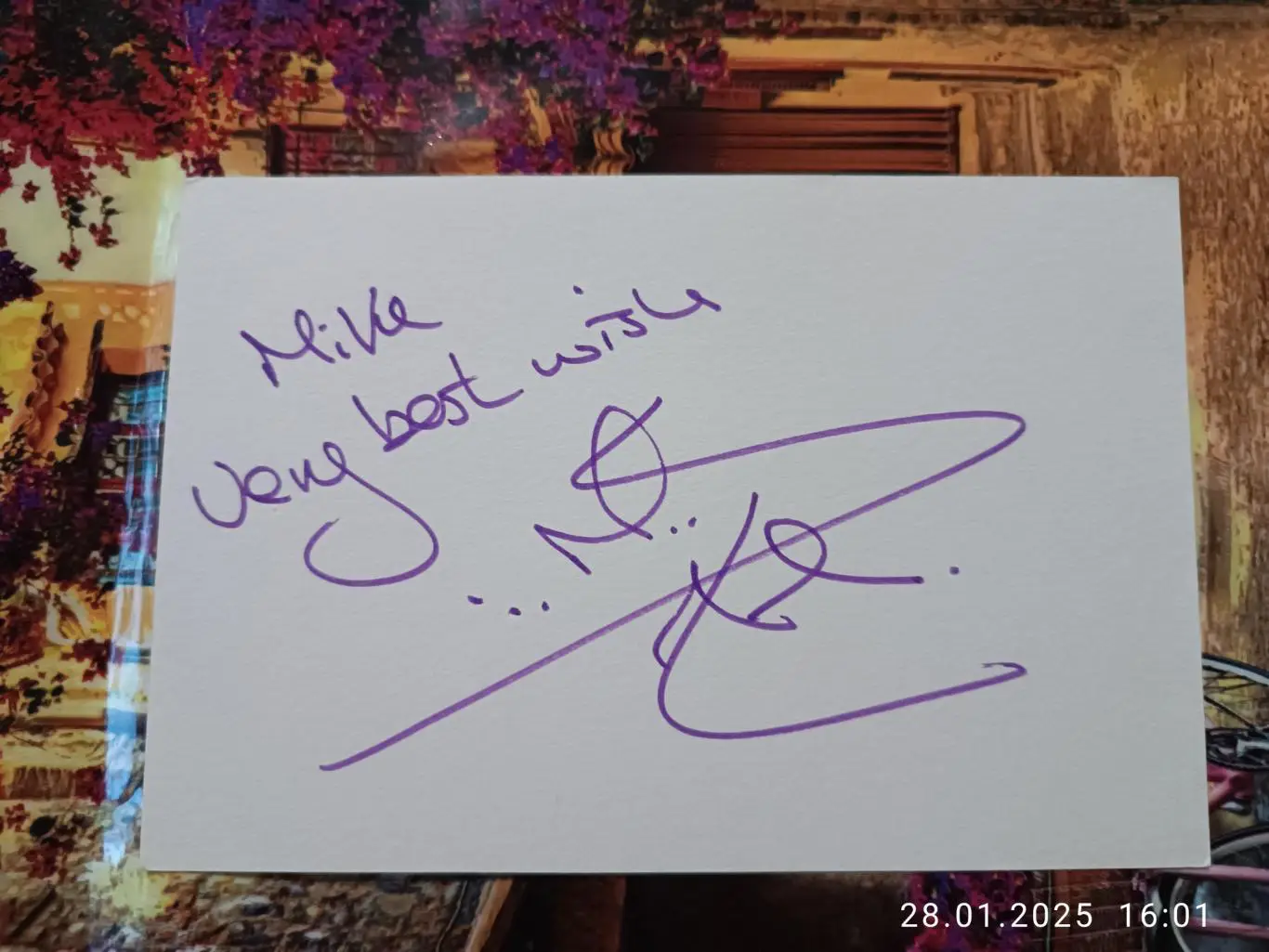 Автограф Симон Маккоркиндейл Роковое путешествие