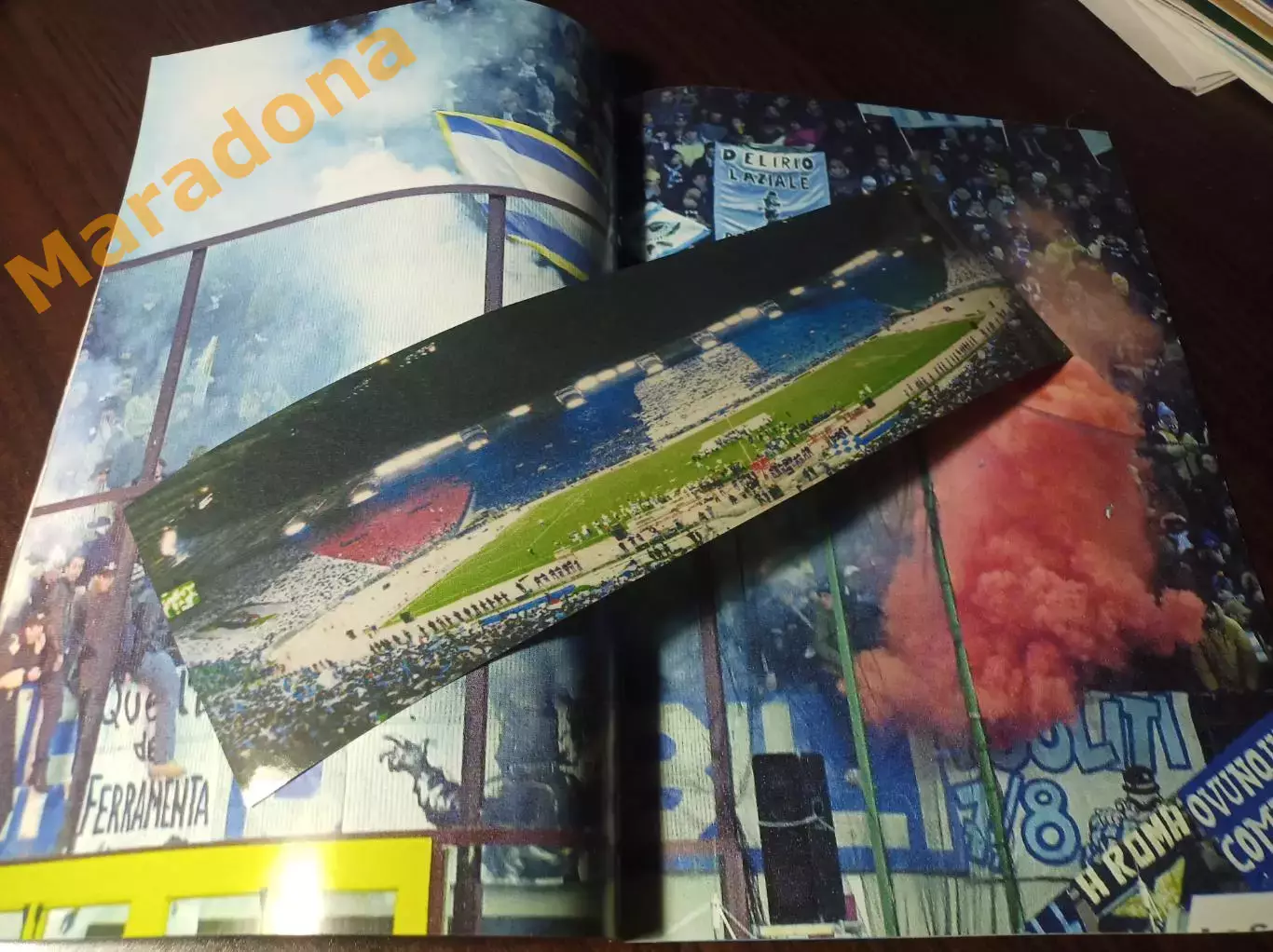 _ Лацио Италия - Аталанта 2003 вкладыш наклейка стикер стадион фанаты 2