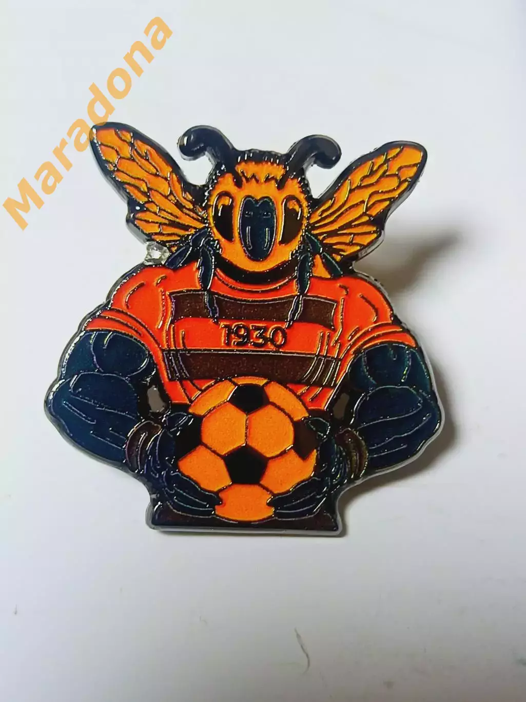 маскот талисман шмель ФК Урал Екатеринбург фанат