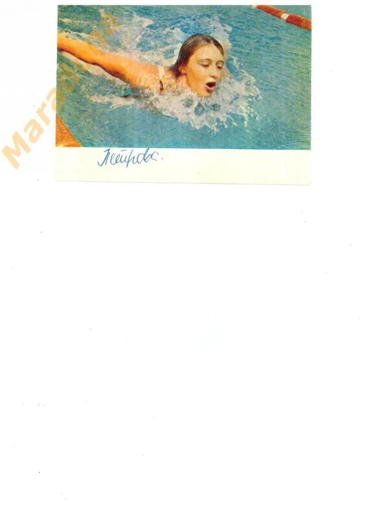 Н.Петрова плавание