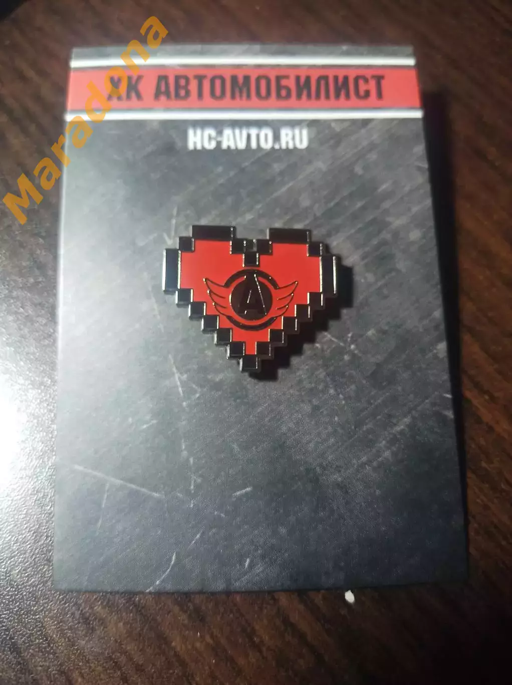 Значок хоккей Автомобилист Екатеринбург 2025/2026 сердце