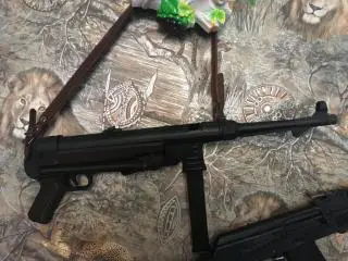 Модель автомата (пистолета-пулемёта) MP-40 Schmeisser (Шмайсер)