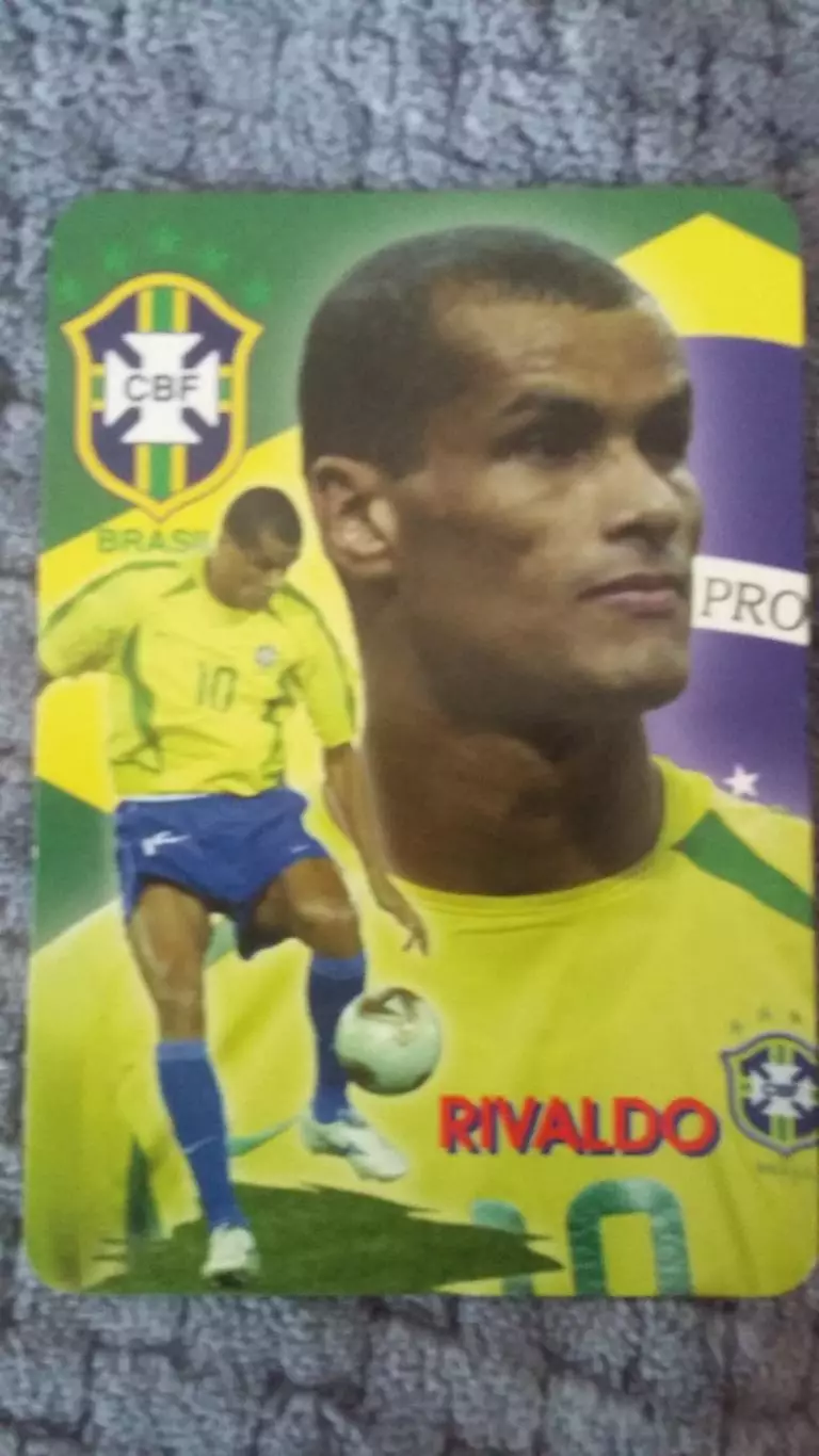 Календарик. Ривалдо. 2004.