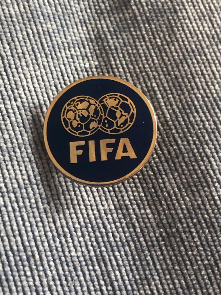 Значок FIFA ФИФА
