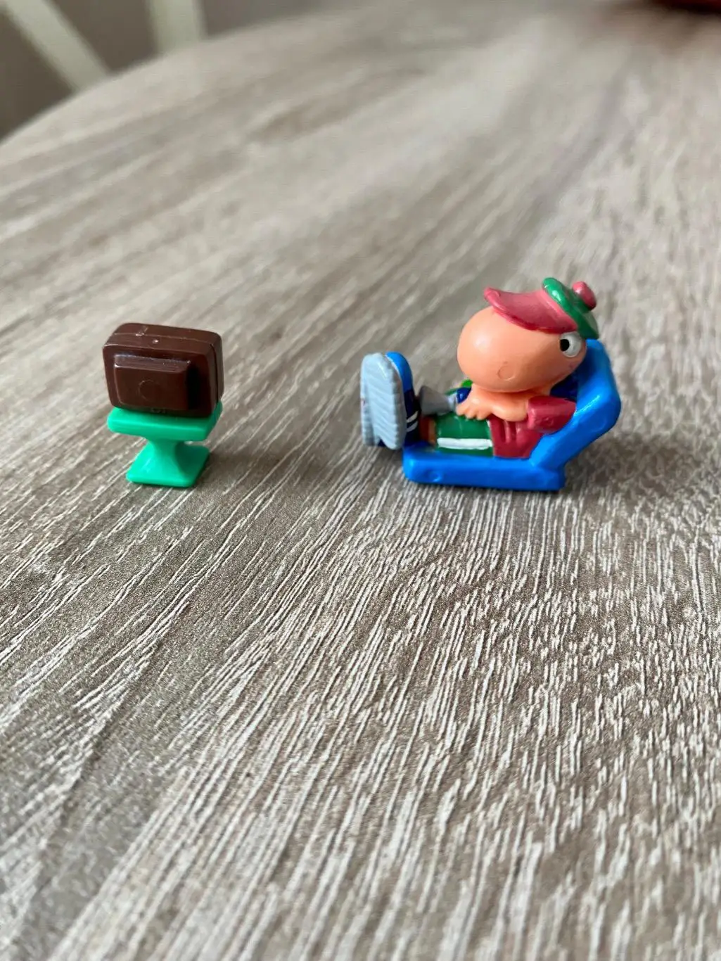 Фигурка Муравей и телевизор. Муравьи-спортсмены «Bill Body der Super Sportler» 1