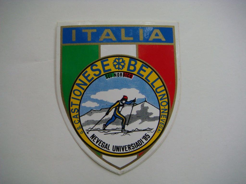 Наклейка итальянской лыжной школы NEVEGAL Универсиада 1985г