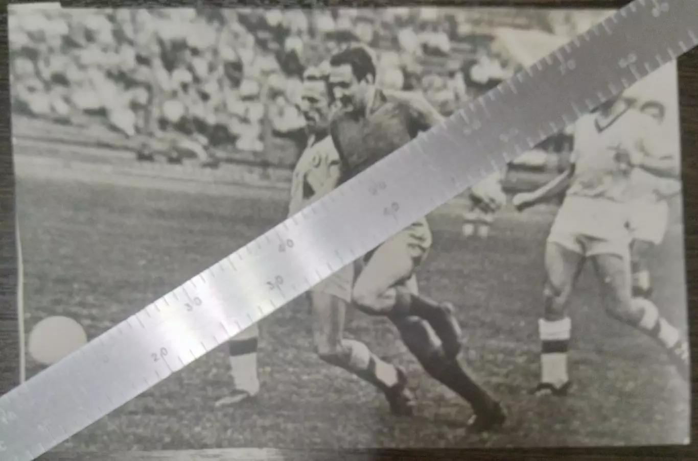 Фото: Крылья Советов Куйбышев (в атаке Борис Казаков)