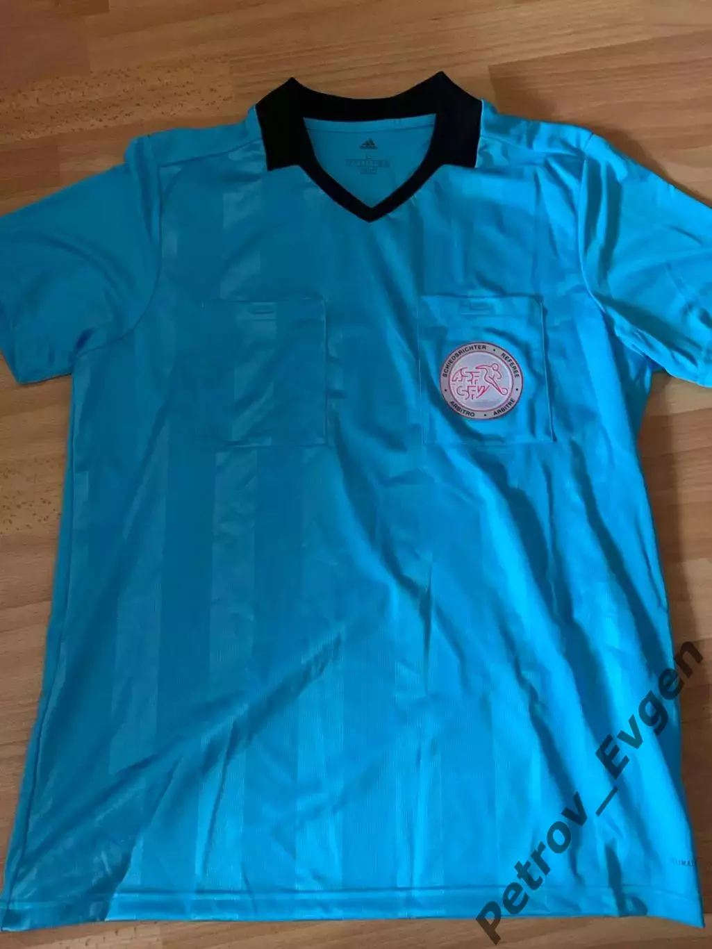 Футболка судейская Швейцария.