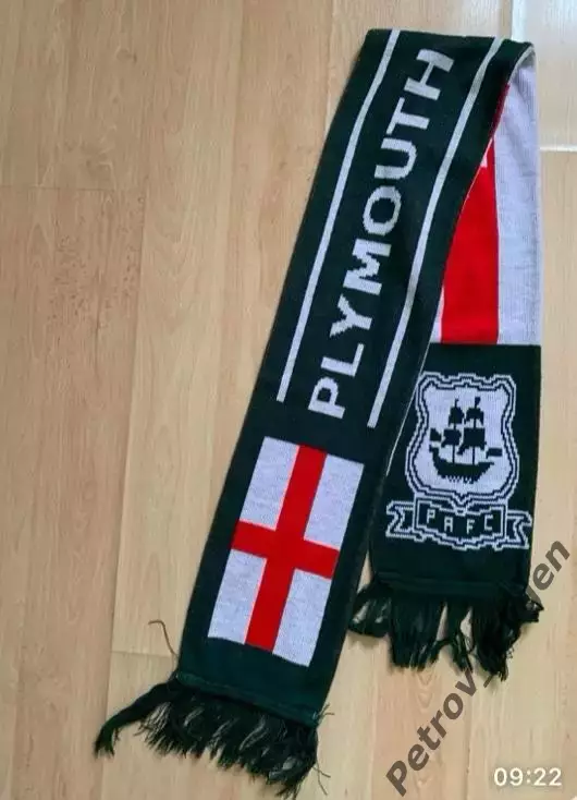 Шарф Плимут.