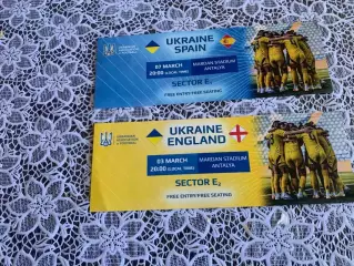 Два билетаУкраина-Испания.Украина-Англия.