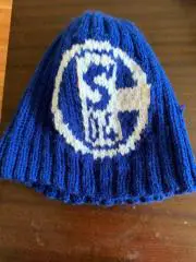 Шапочка Шальке-04.