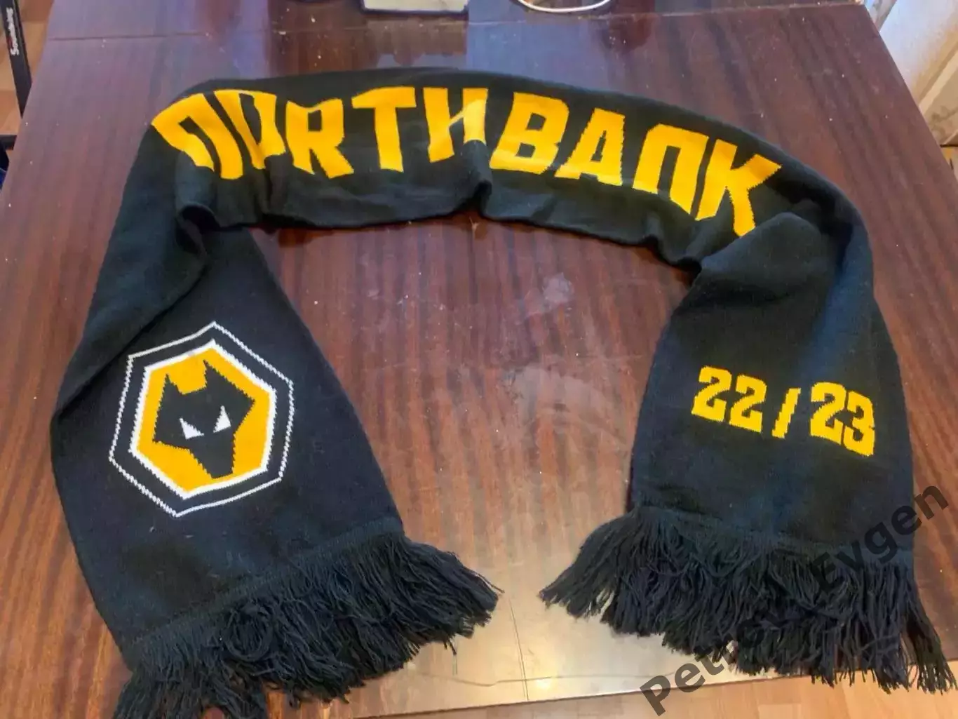 Шарф Вульверхемптон 2022/23.